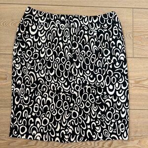 Cleo Petite Black & White Print Pencil Skirt 10P Flattering Chic Office Style